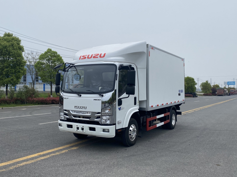 國六慶鈴五十鈴4米2冷藏車(chē)